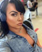 молодая шлюшка Карина — анкета девушки